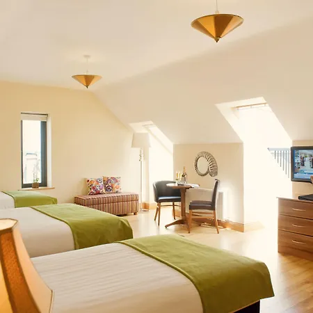 Kinvara Guesthouse 4* كينافارا